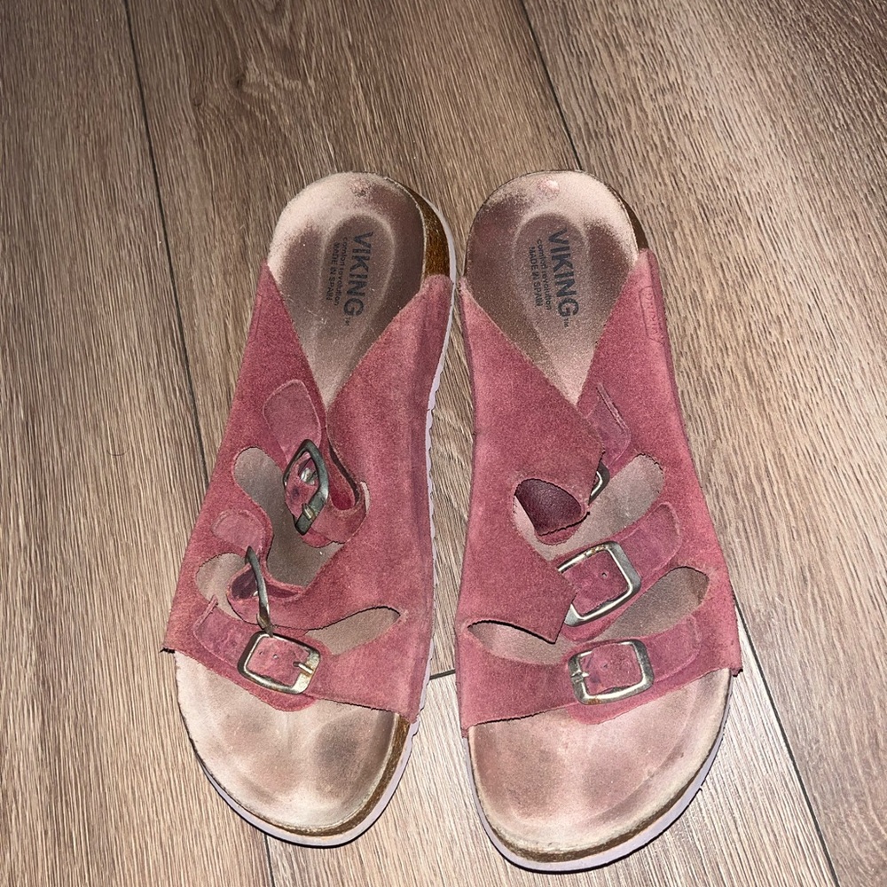 Viking burgundy suede sandals